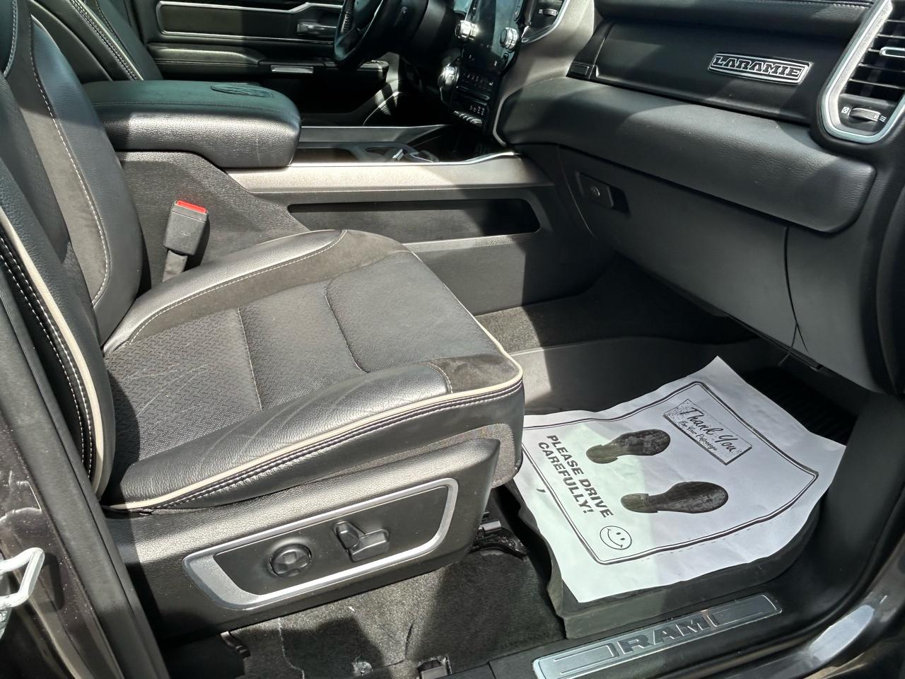 RAM 1500 Laramie Crew Cab SWB 4WD 2021