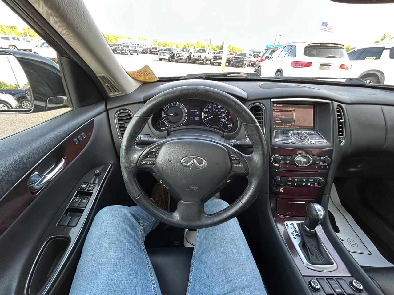 Infiniti QX50 Base AWD 2017