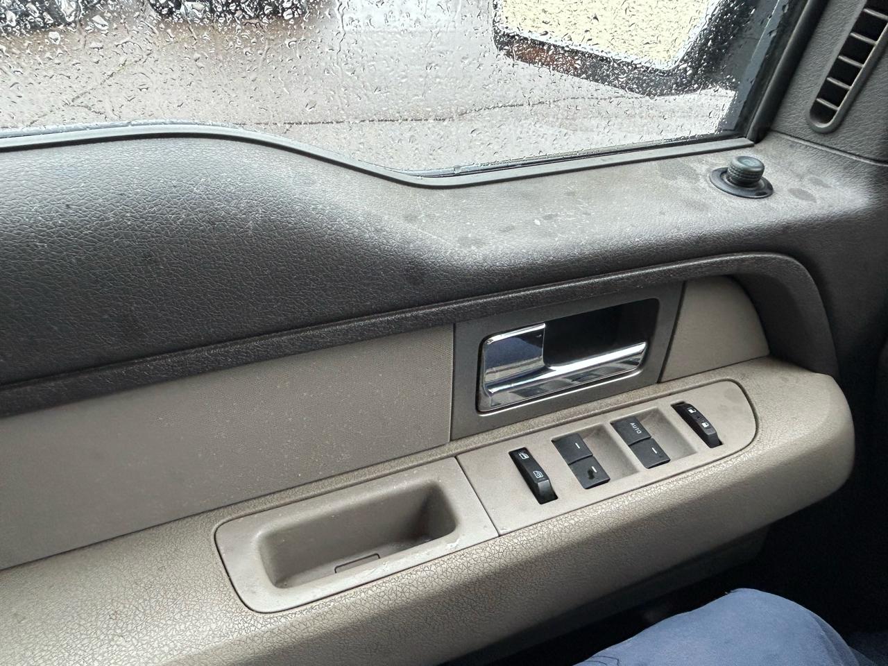 Ford F-150 Lariat SuperCrew 6.5-ft. Bed 4WD 2010