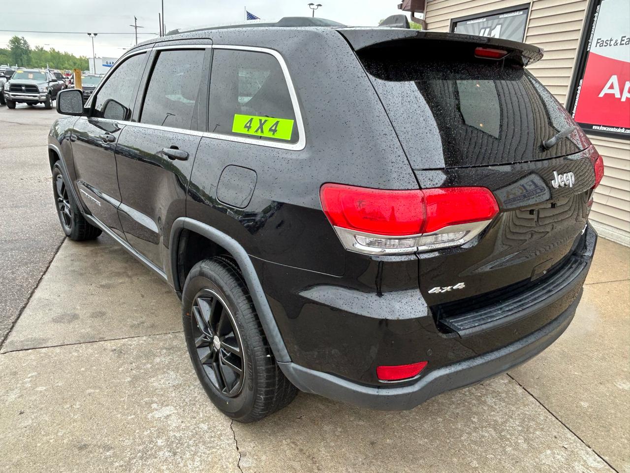 Jeep Grand Cherokee Laredo 4WD 2018