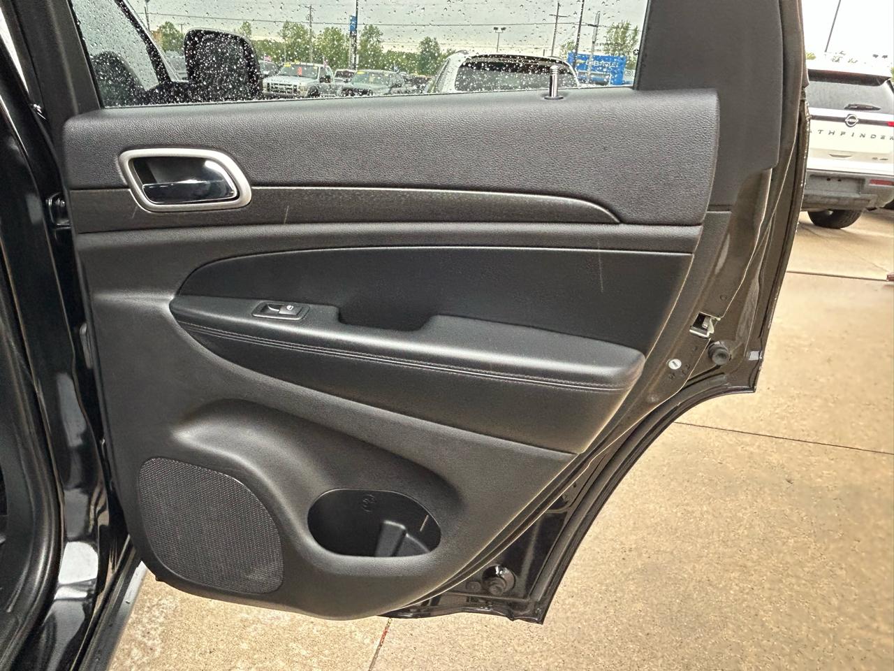 Jeep Grand Cherokee Laredo 4WD 2018