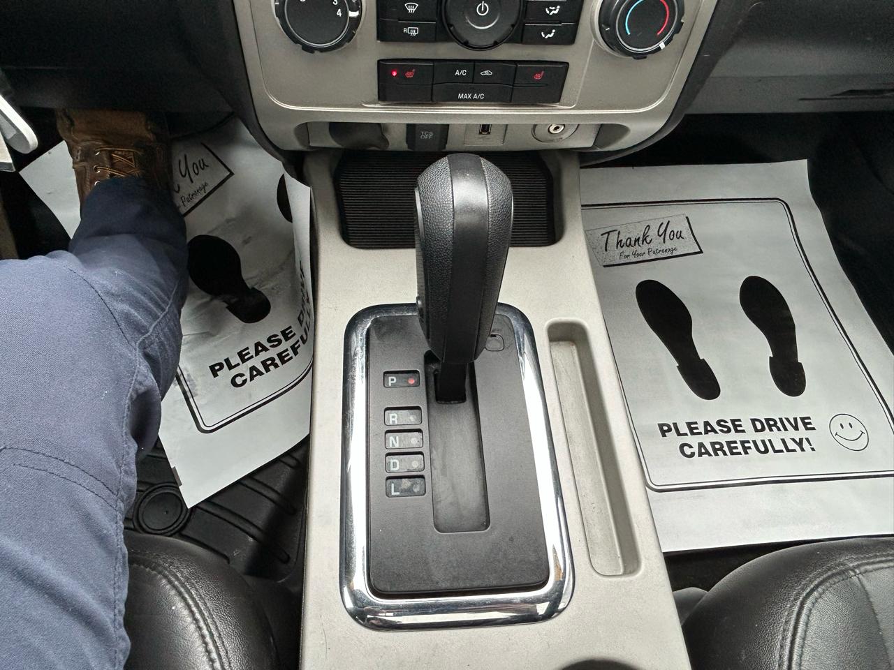 Ford Escape 4WD 4dr XLT 2012