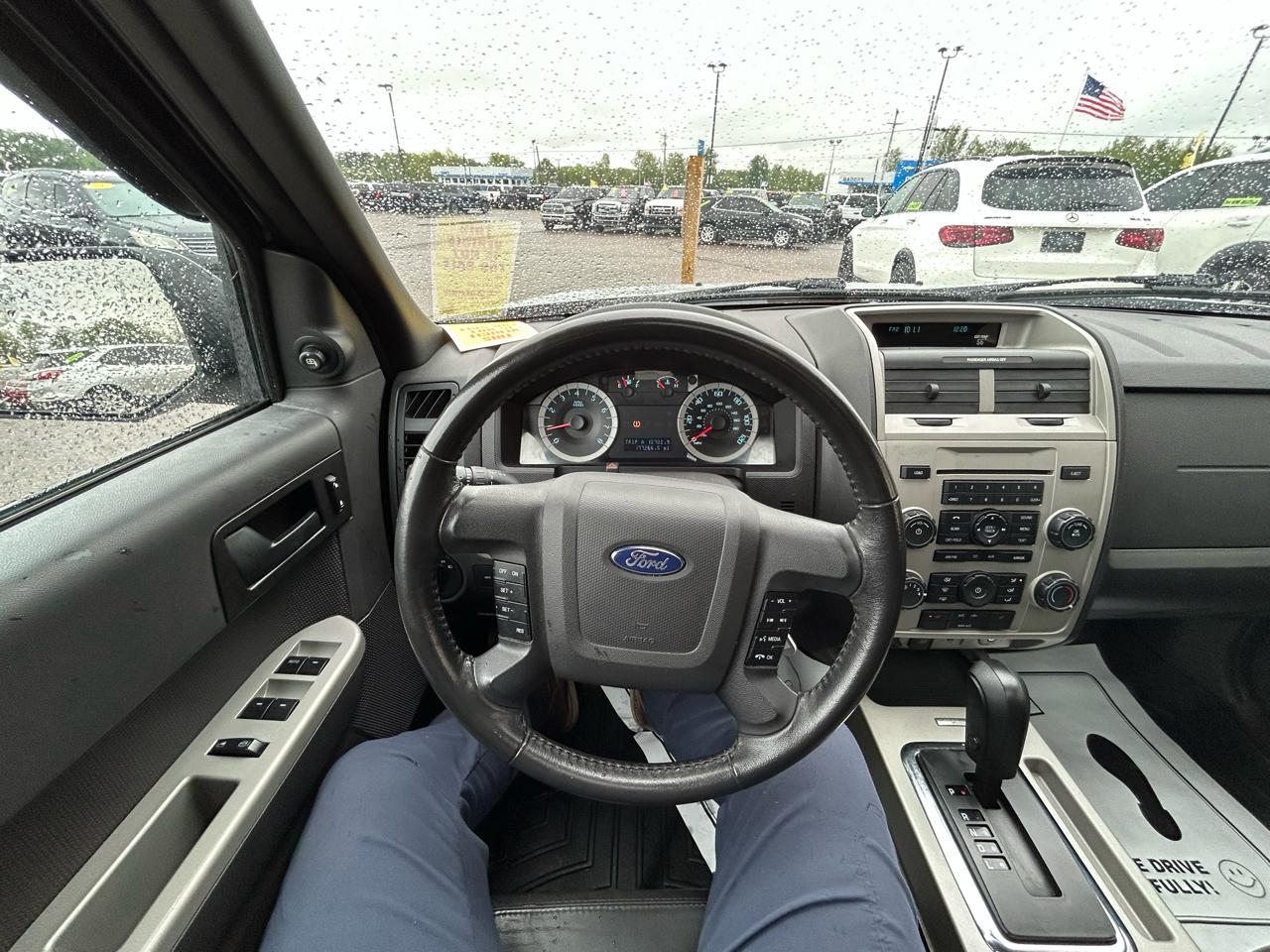 Ford Escape 4WD 4dr XLT 2012