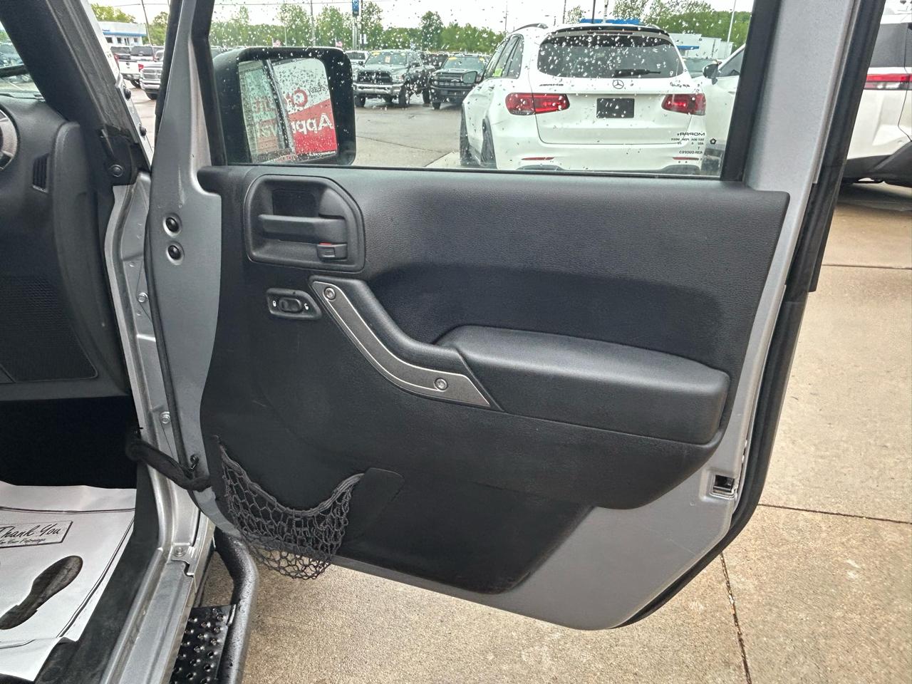Jeep Wrangler Unlimited Sport 4WD 2015
