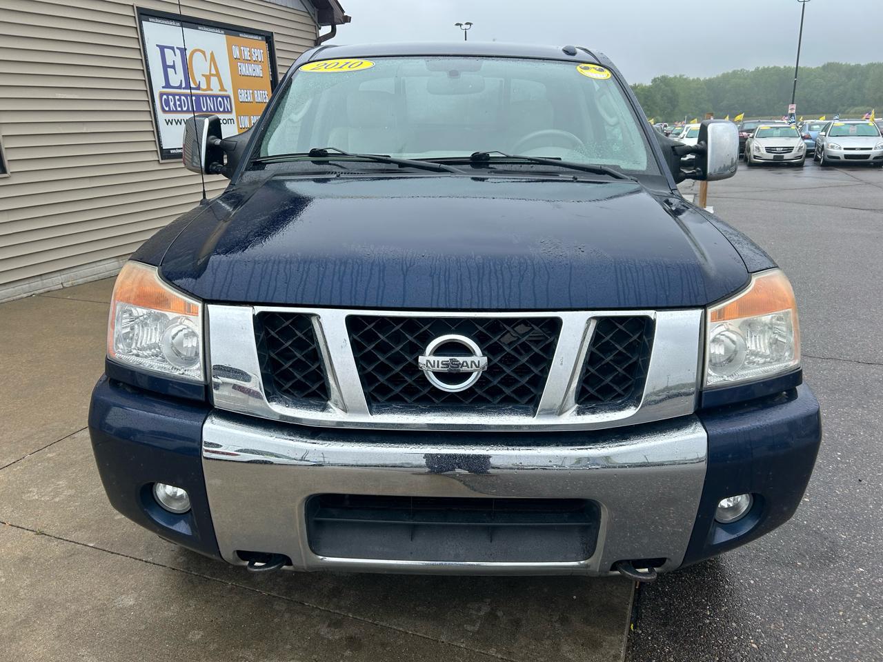 Nissan Titan PRO-4X Crew Cab 4WD SWB 2010