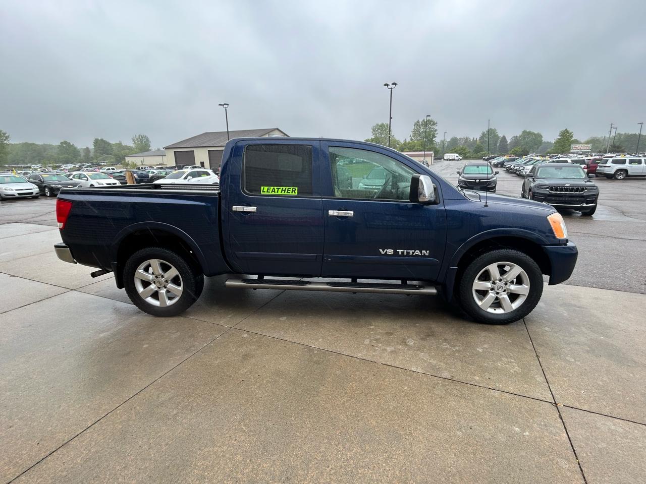 Nissan Titan PRO-4X Crew Cab 4WD SWB 2010