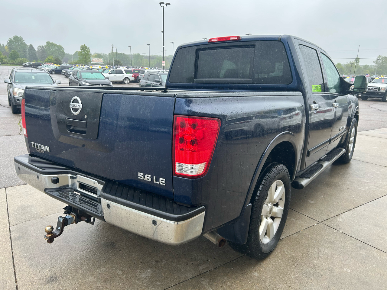 Nissan Titan PRO-4X Crew Cab 4WD SWB 2010