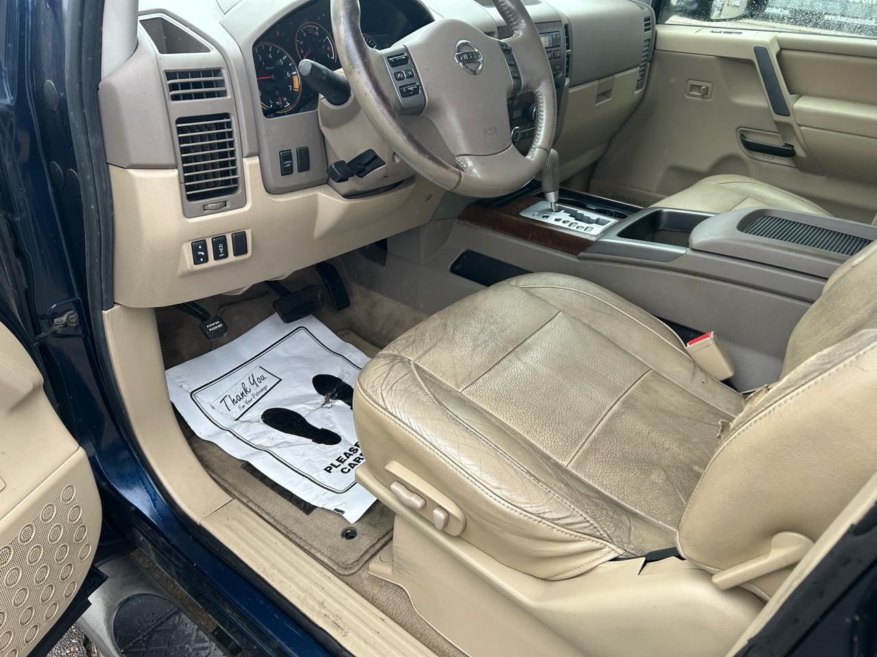 Nissan Titan PRO-4X Crew Cab 4WD SWB 2010