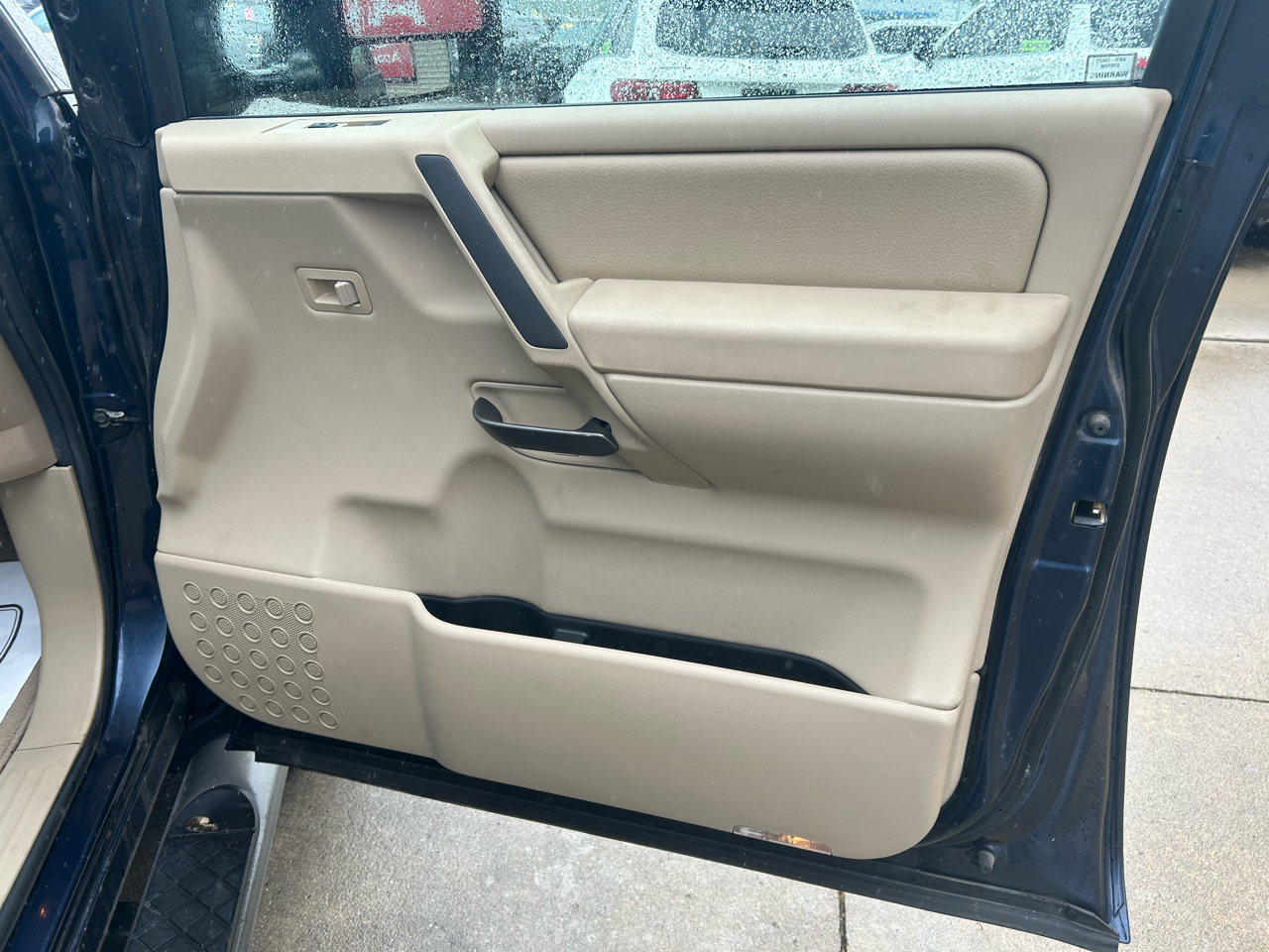 Nissan Titan PRO-4X Crew Cab 4WD SWB 2010