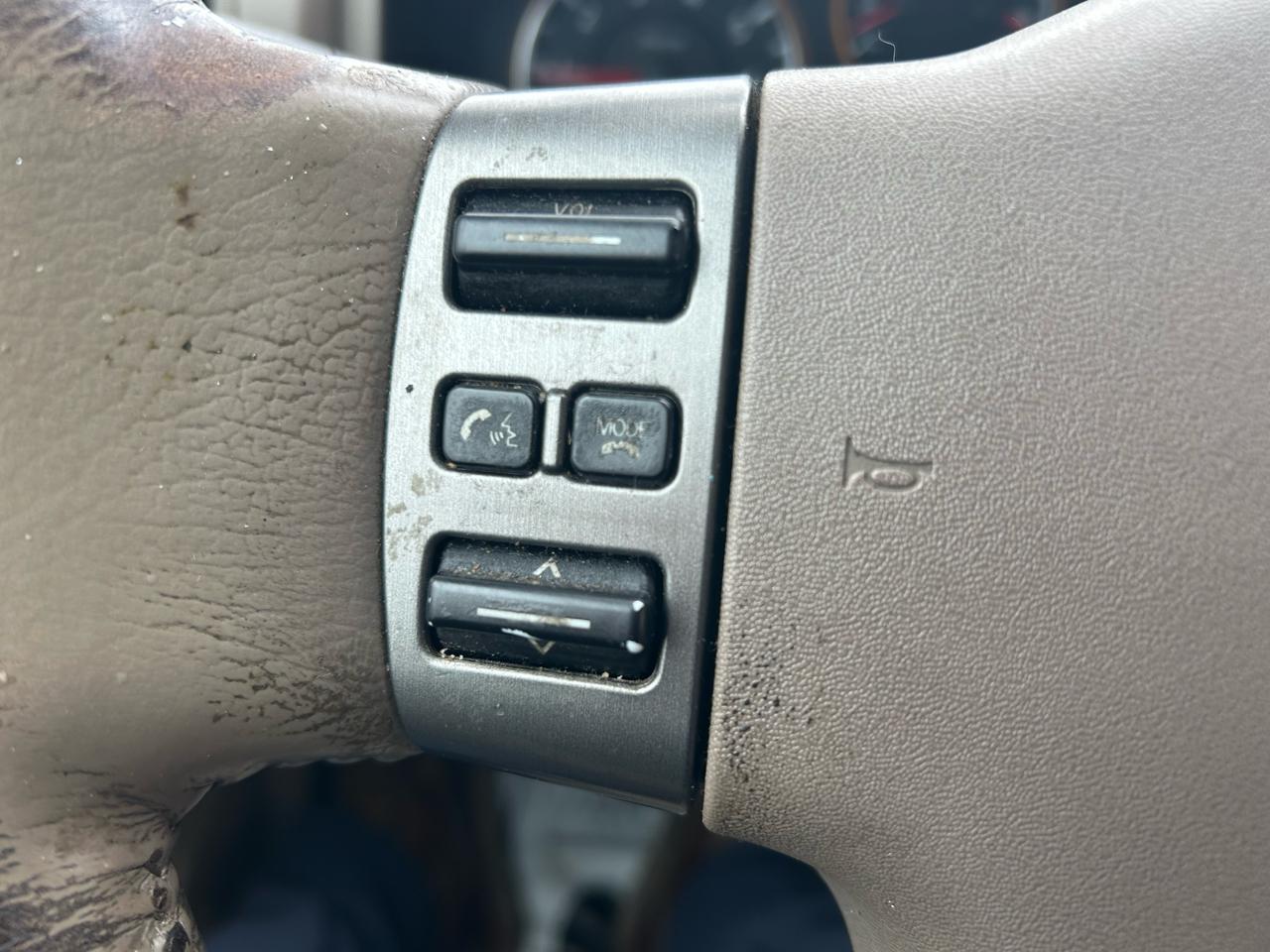 Nissan Titan PRO-4X Crew Cab 4WD SWB 2010