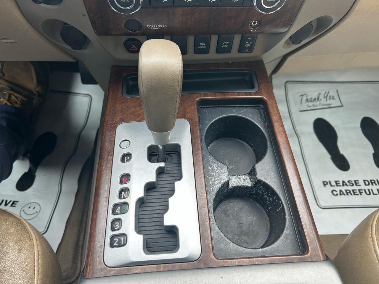 Nissan Titan PRO-4X Crew Cab 4WD SWB 2010