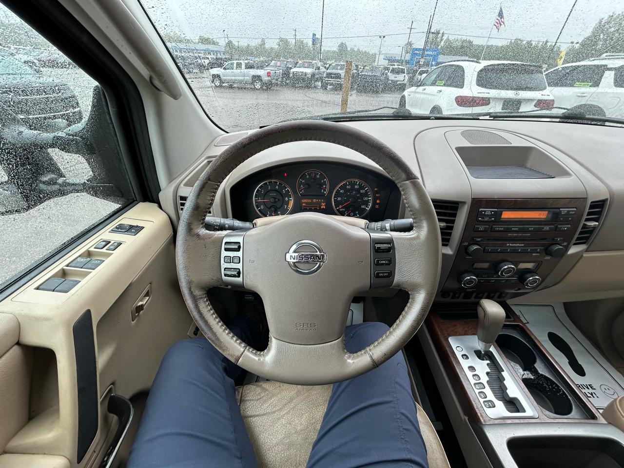 Nissan Titan PRO-4X Crew Cab 4WD SWB 2010