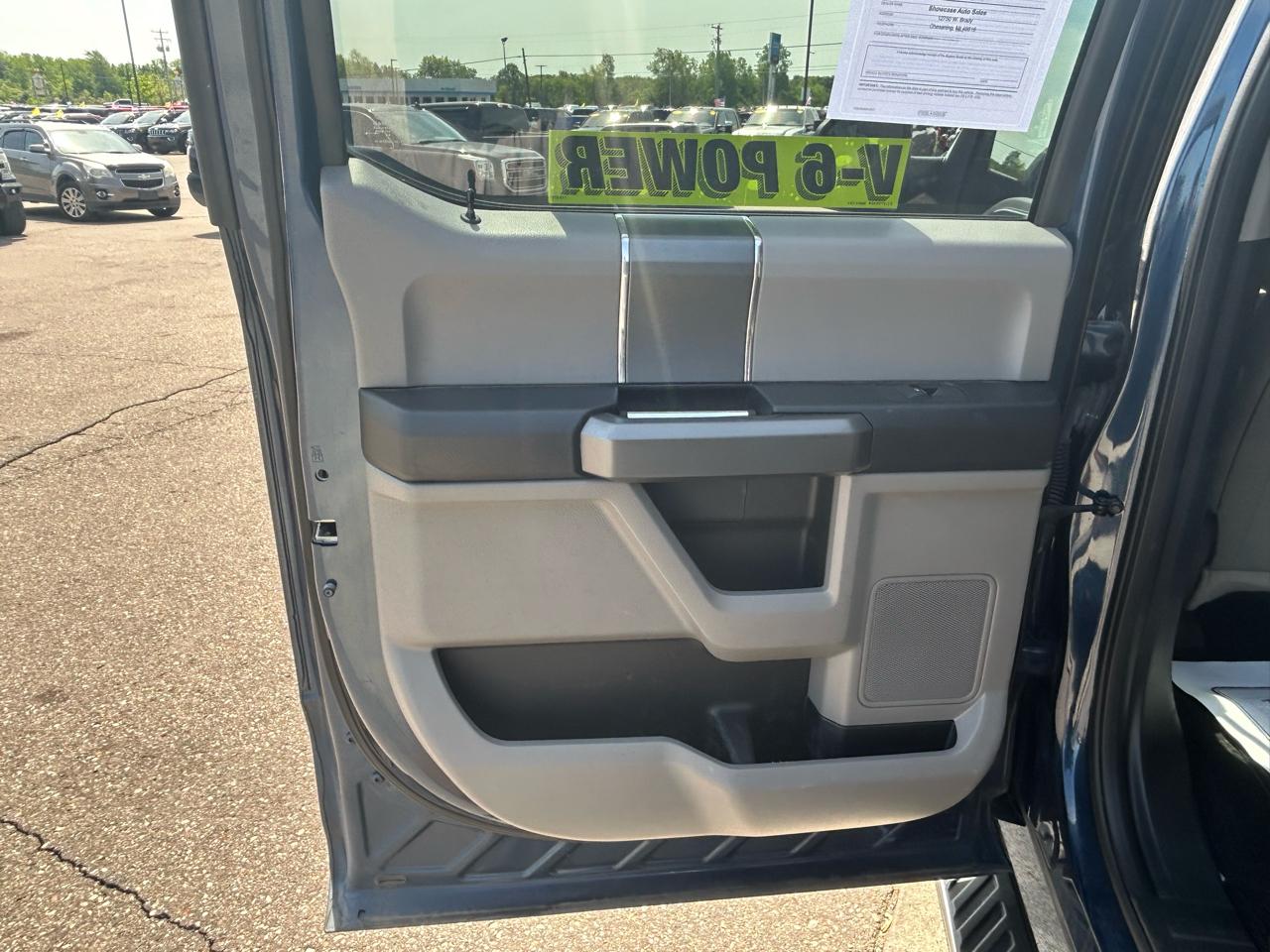 Ford F-150 Lariat SuperCrew 5.5-ft. Bed 4WD 2016