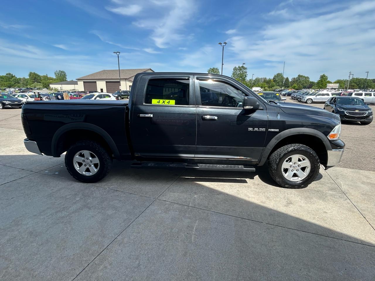 Dodge Ram 1500 SLT Crew Cab 4WD 2009