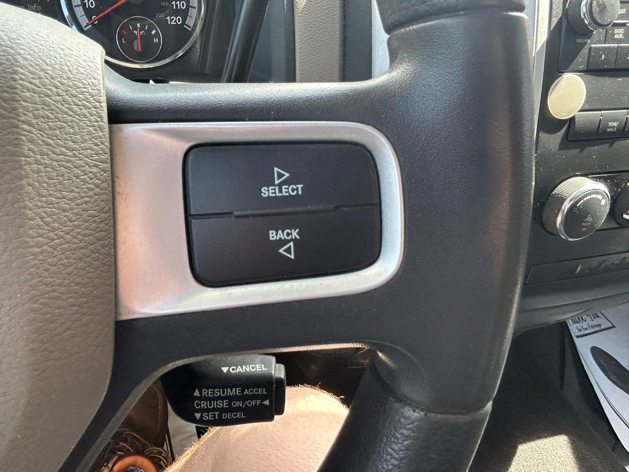 Dodge Ram 1500 SLT Crew Cab 4WD 2009