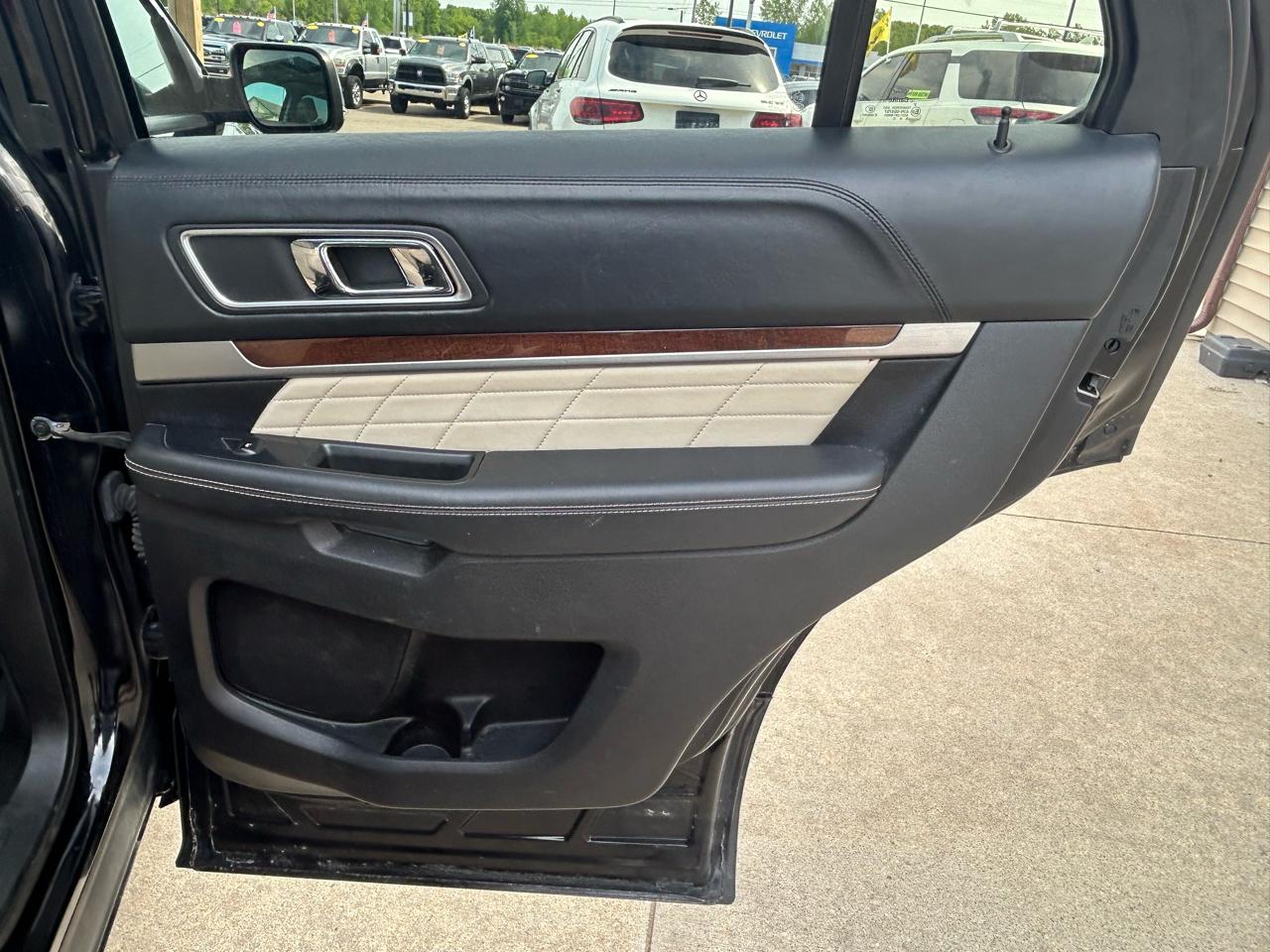 Ford Explorer Platinum AWD 2016