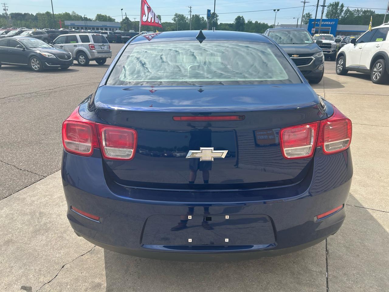 Chevrolet Malibu LS 2013
