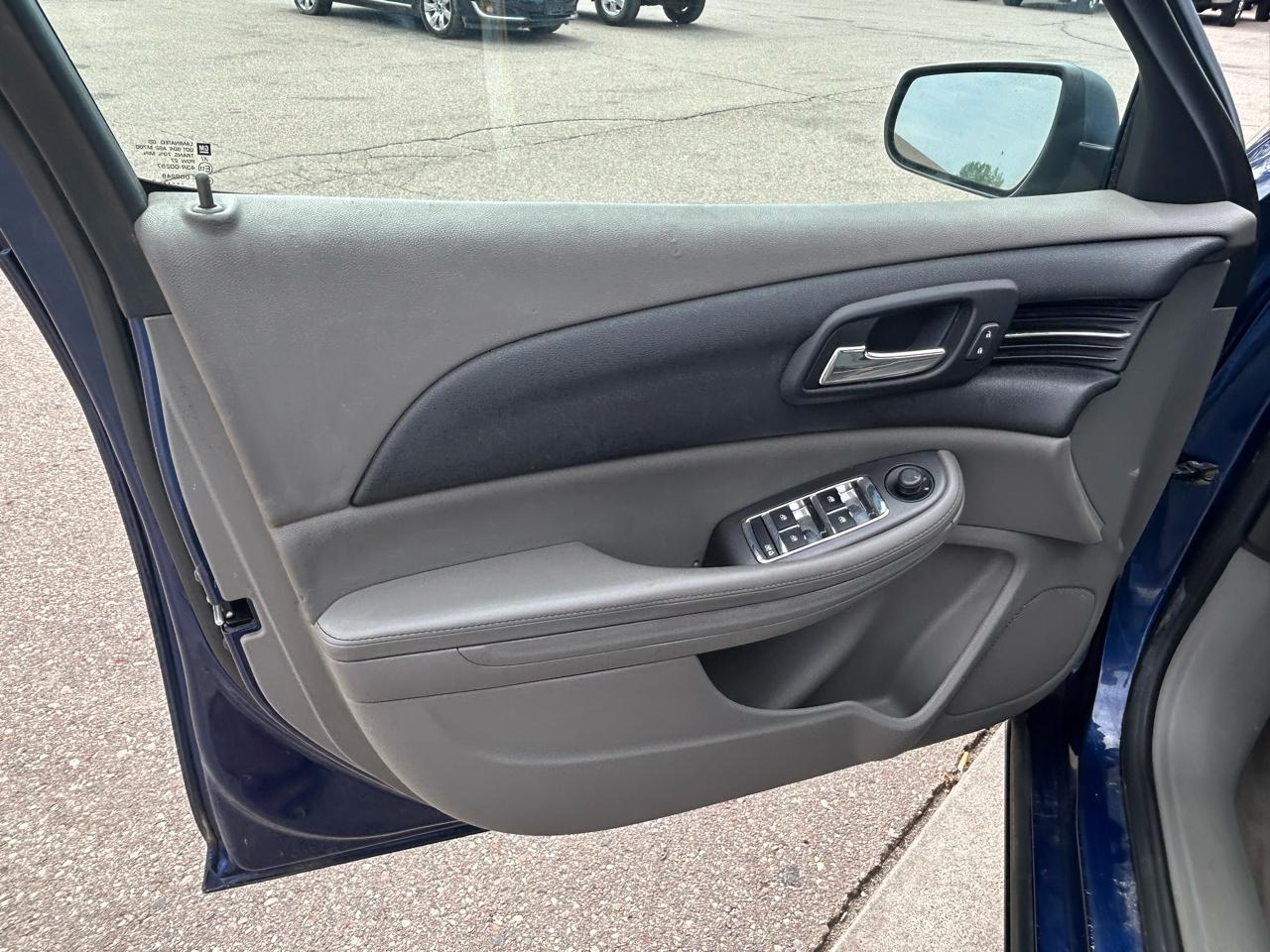 Chevrolet Malibu LS 2013