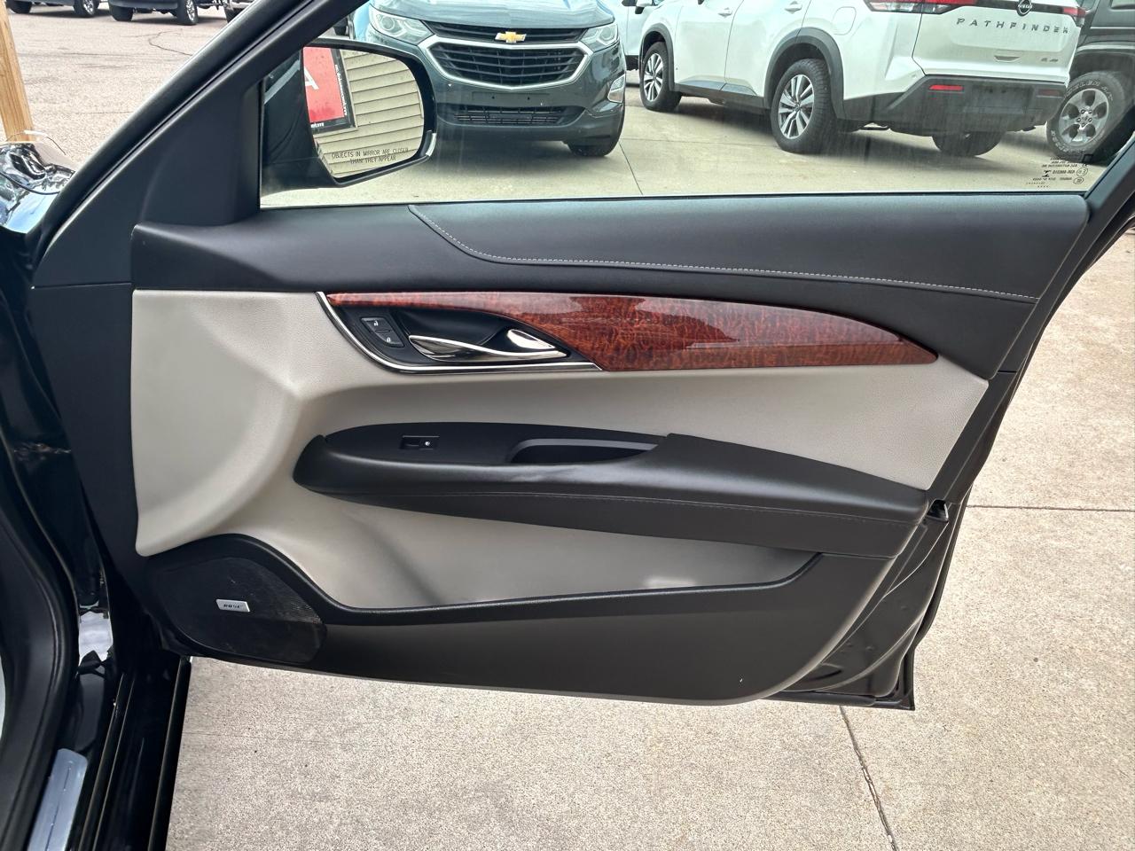 Cadillac ATS 2.0L Luxury AWD 2014
