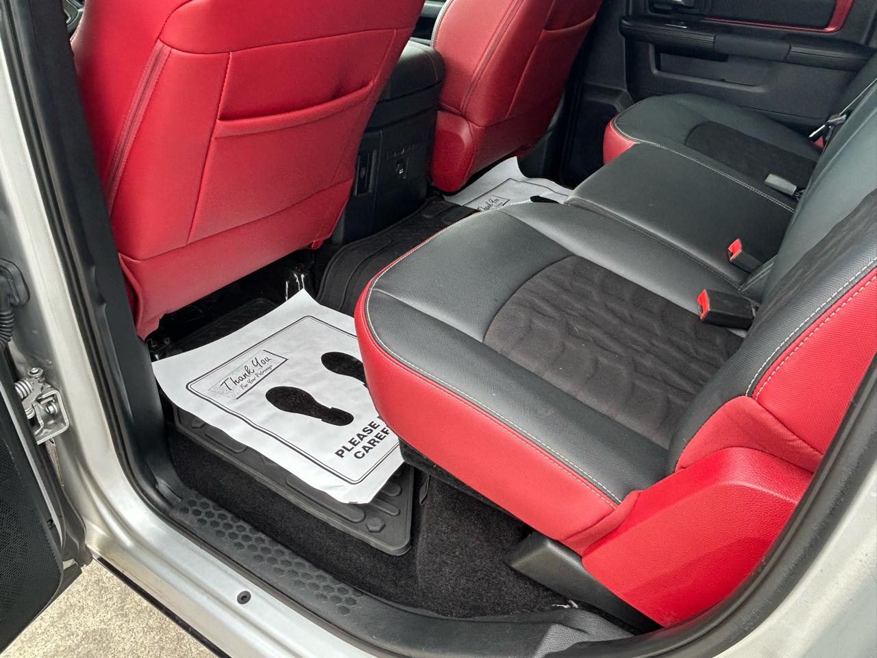 RAM 1500 Rebel Crew Cab SWB 4WD 2016