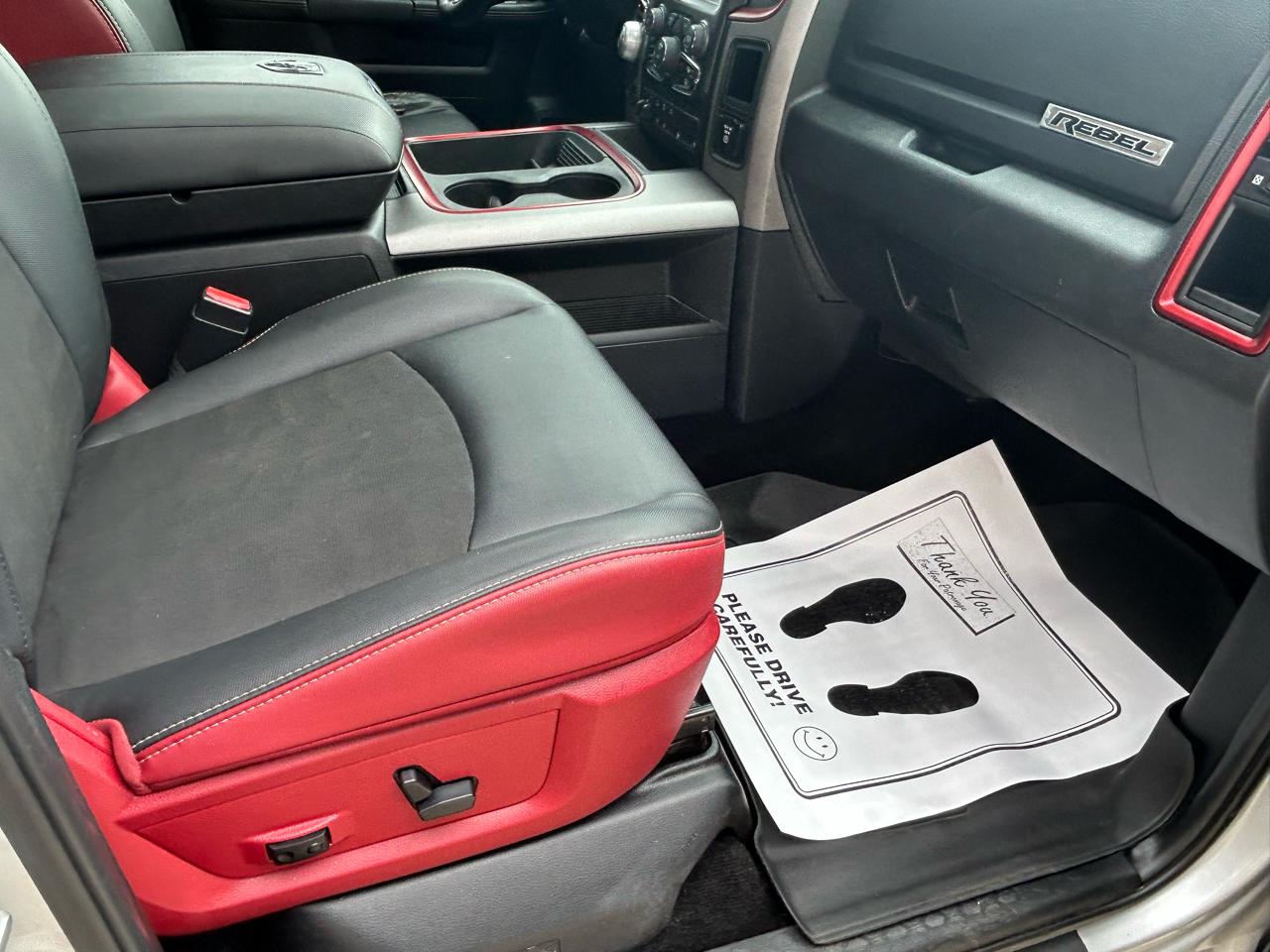 RAM 1500 Rebel Crew Cab SWB 4WD 2016