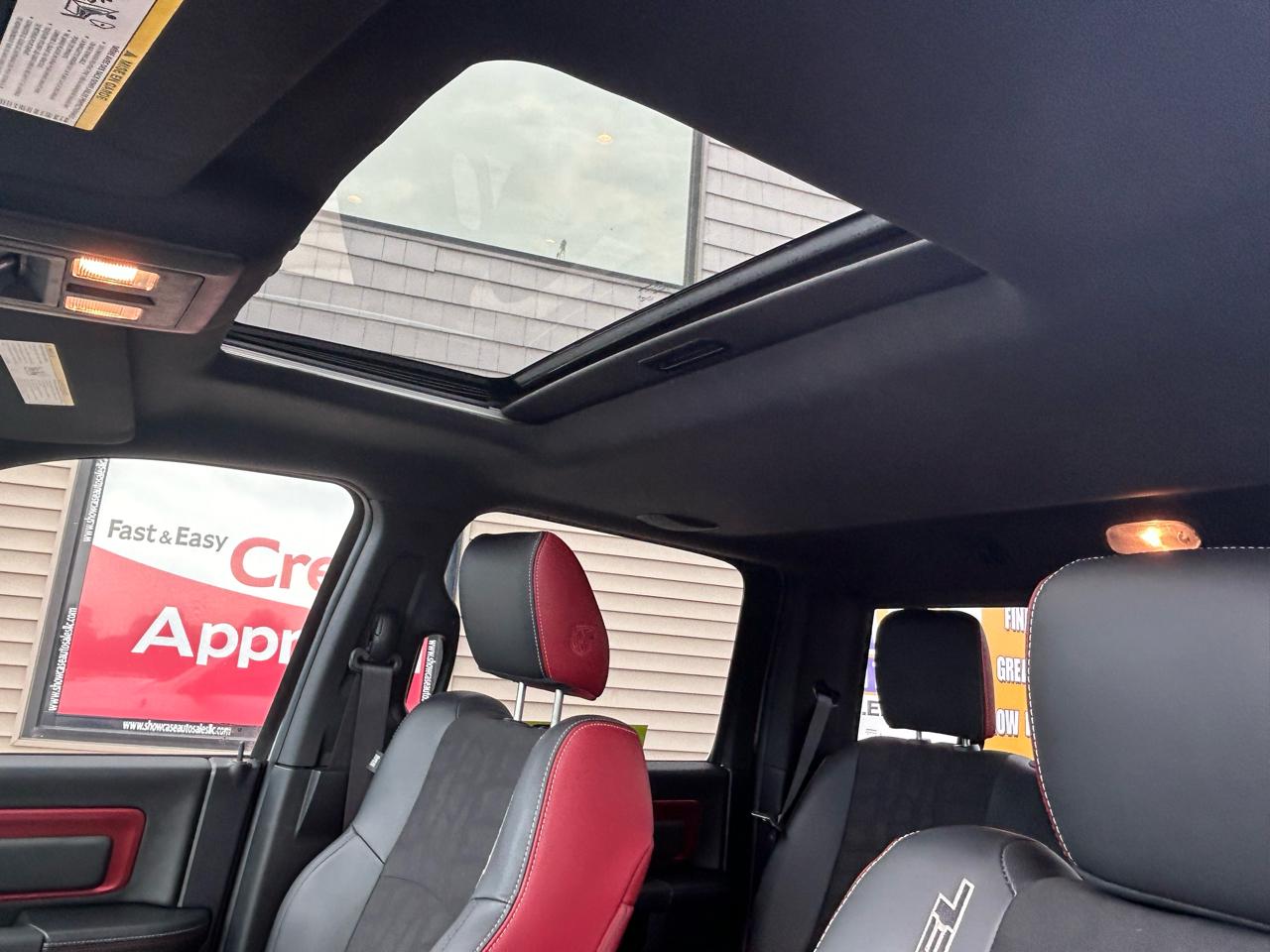 RAM 1500 Rebel Crew Cab SWB 4WD 2016