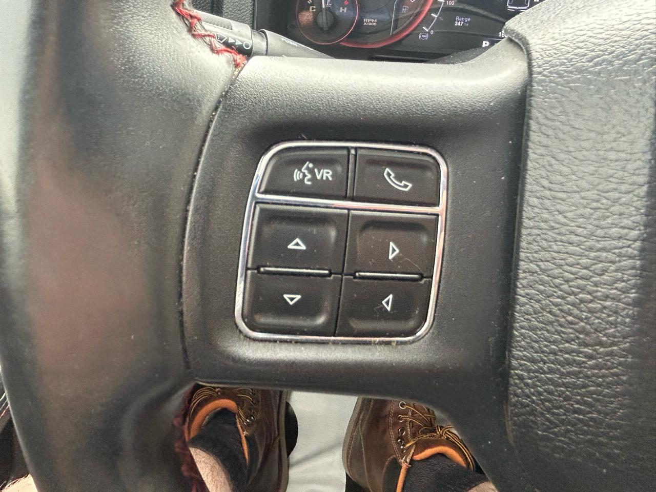 RAM 1500 Rebel Crew Cab SWB 4WD 2016