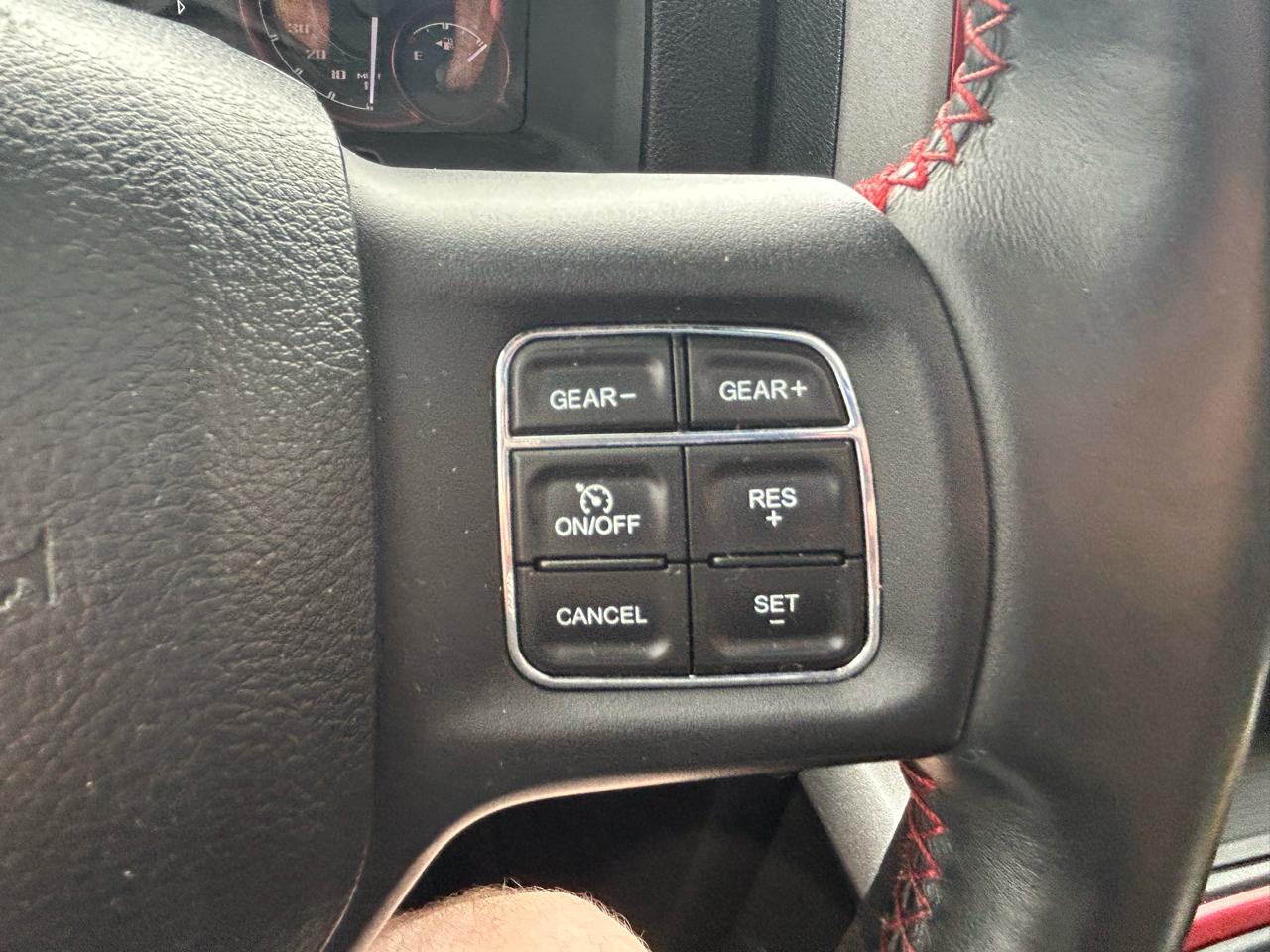 RAM 1500 Rebel Crew Cab SWB 4WD 2016