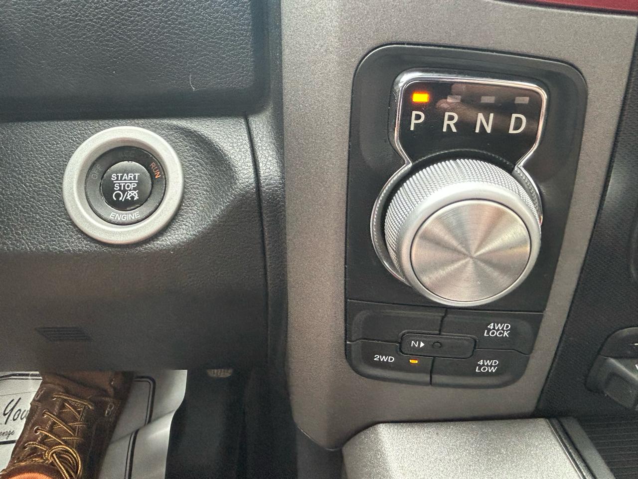 RAM 1500 Rebel Crew Cab SWB 4WD 2016