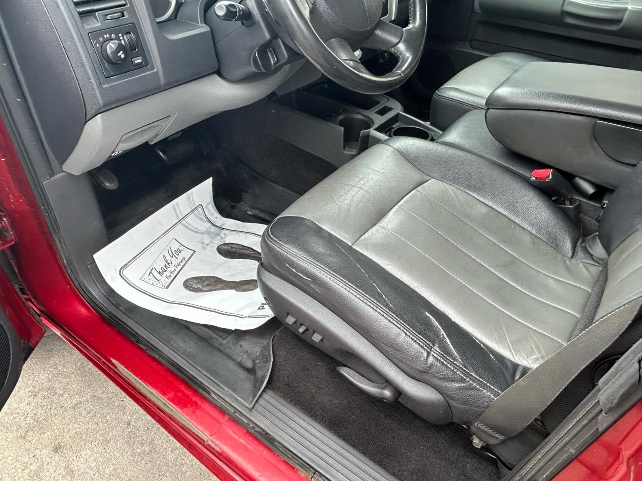Dodge Dakota Laramie Crew Cab 4WD 2008
