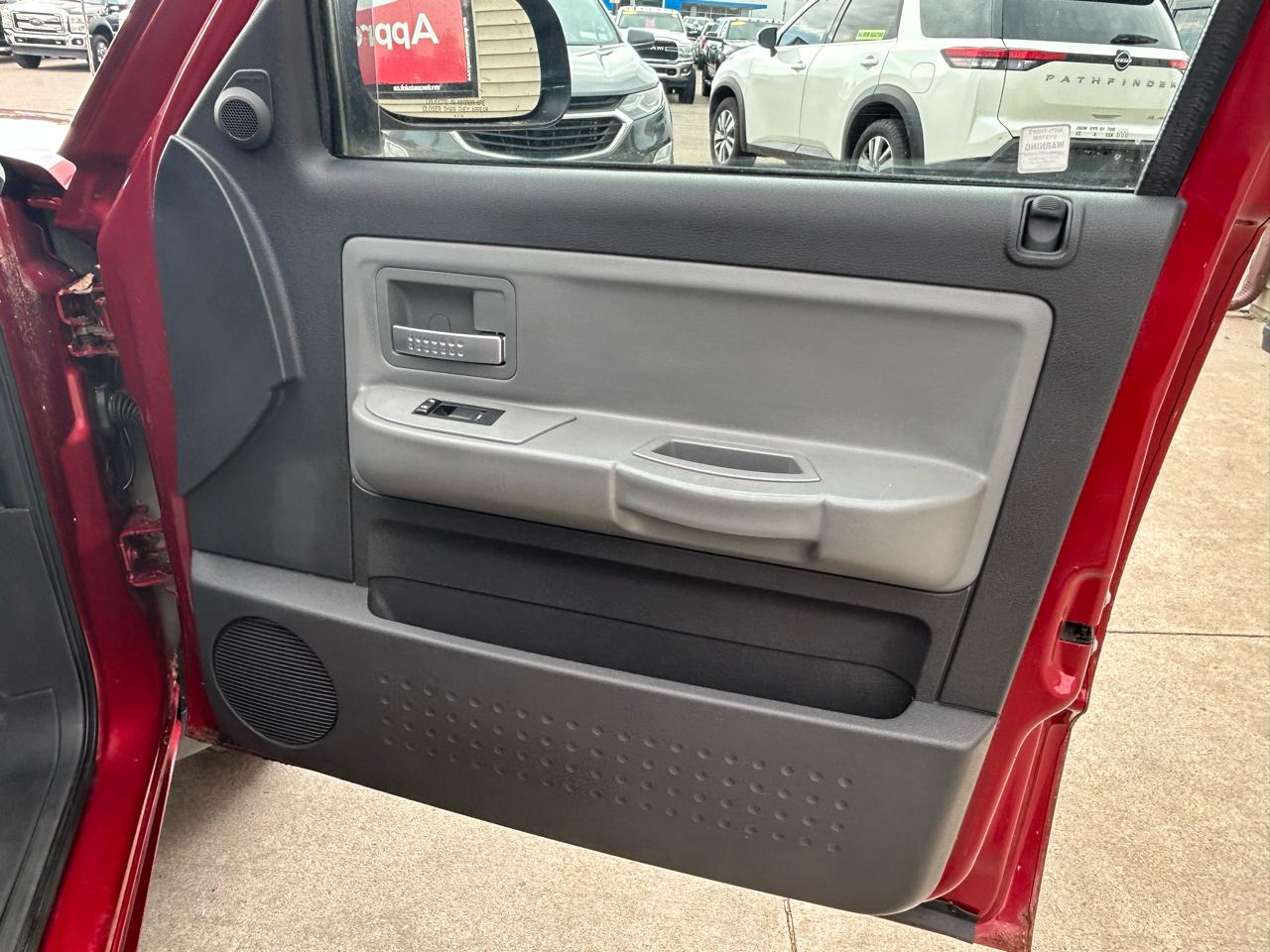 Dodge Dakota Laramie Crew Cab 4WD 2008
