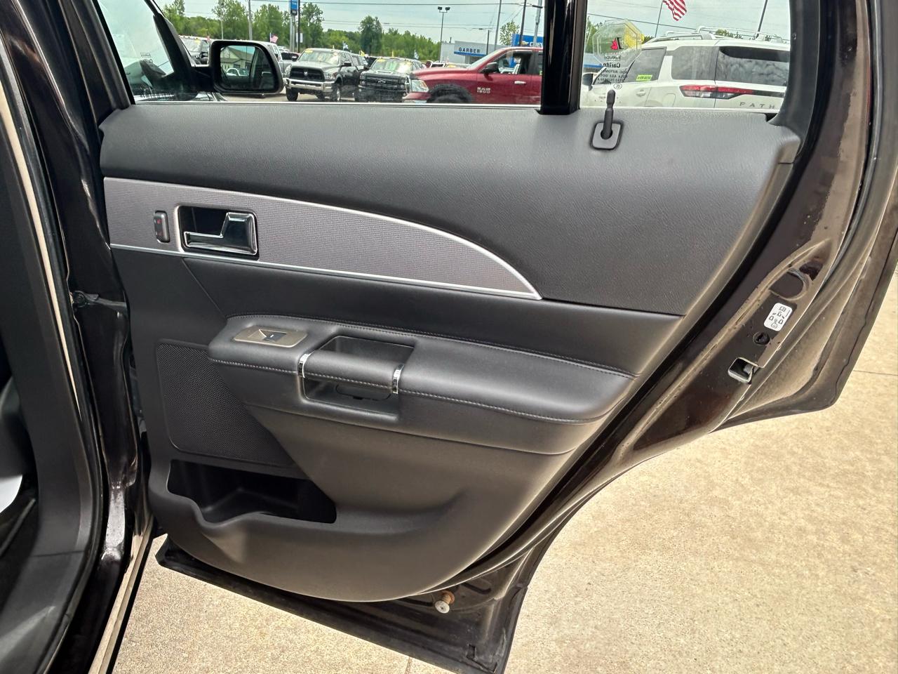 Lincoln MKX AWD 4dr 2013
