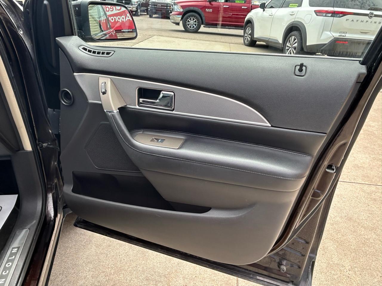 Lincoln MKX AWD 4dr 2013