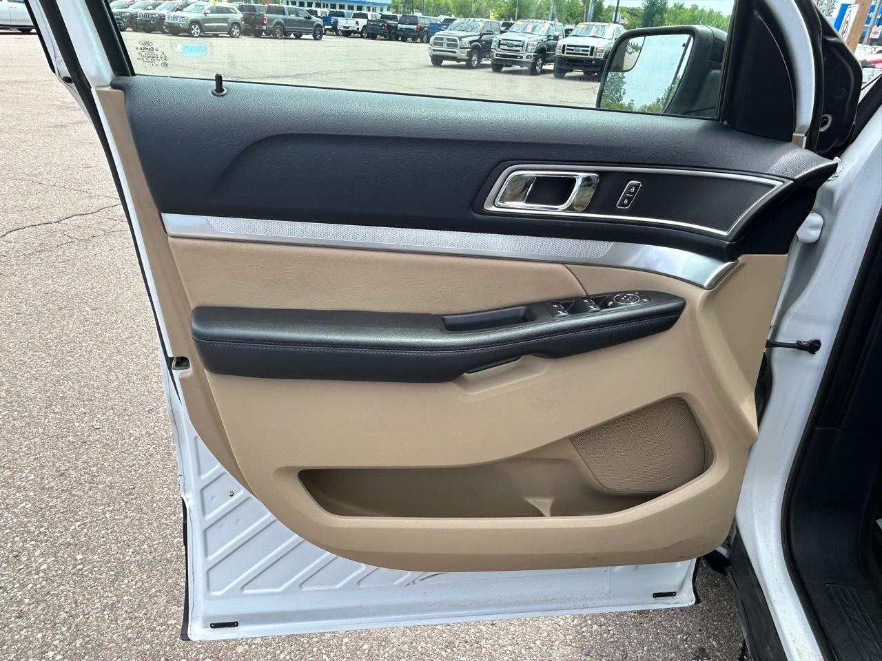 Ford Explorer XLT 4WD 2016
