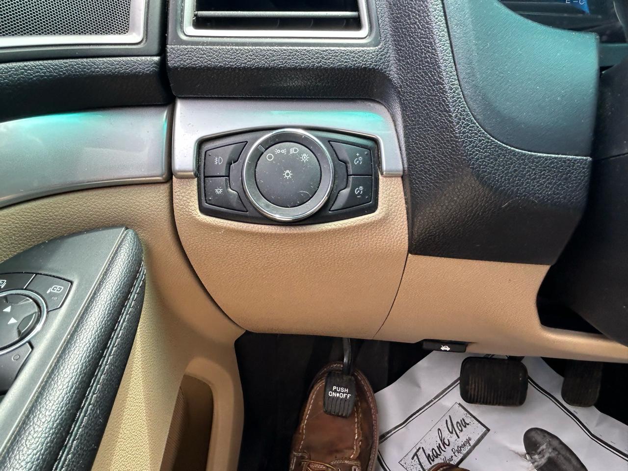 Ford Explorer XLT 4WD 2016
