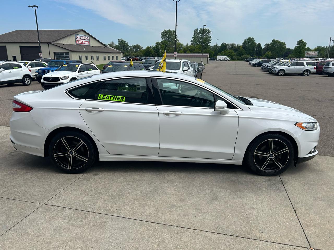 Ford Fusion SE 2015