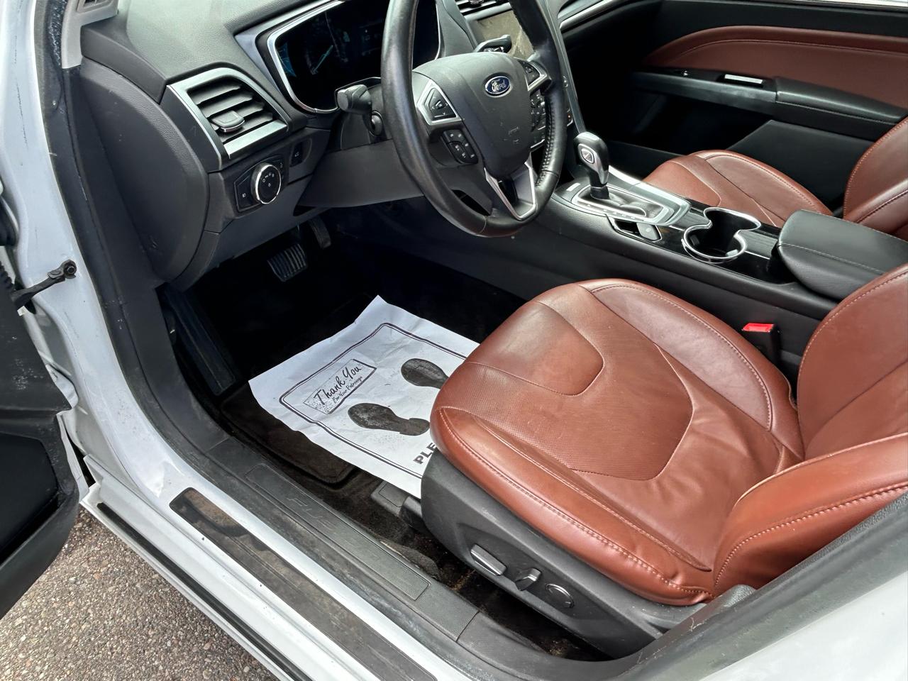 Ford Fusion SE 2015