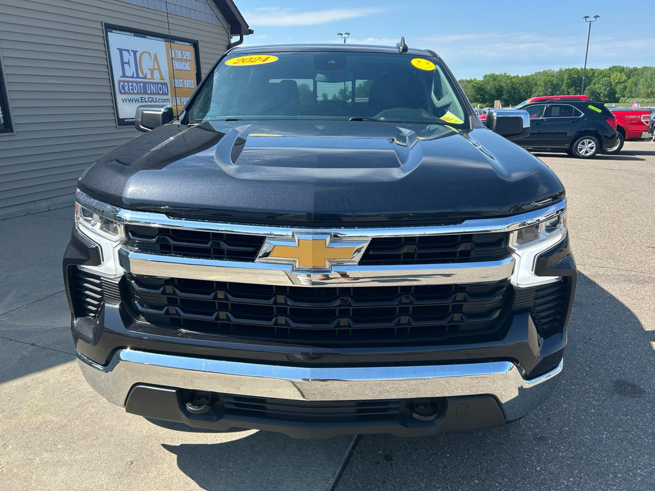 Chevrolet Silverado 1500 LT Crew Cab 4WD 2024