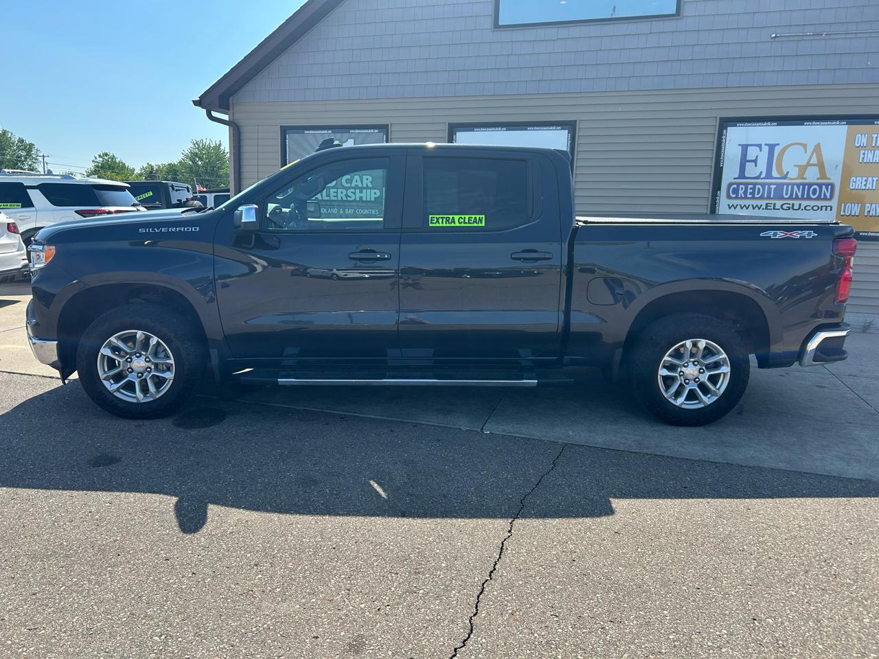 Chevrolet Silverado 1500 LT Crew Cab 4WD 2024
