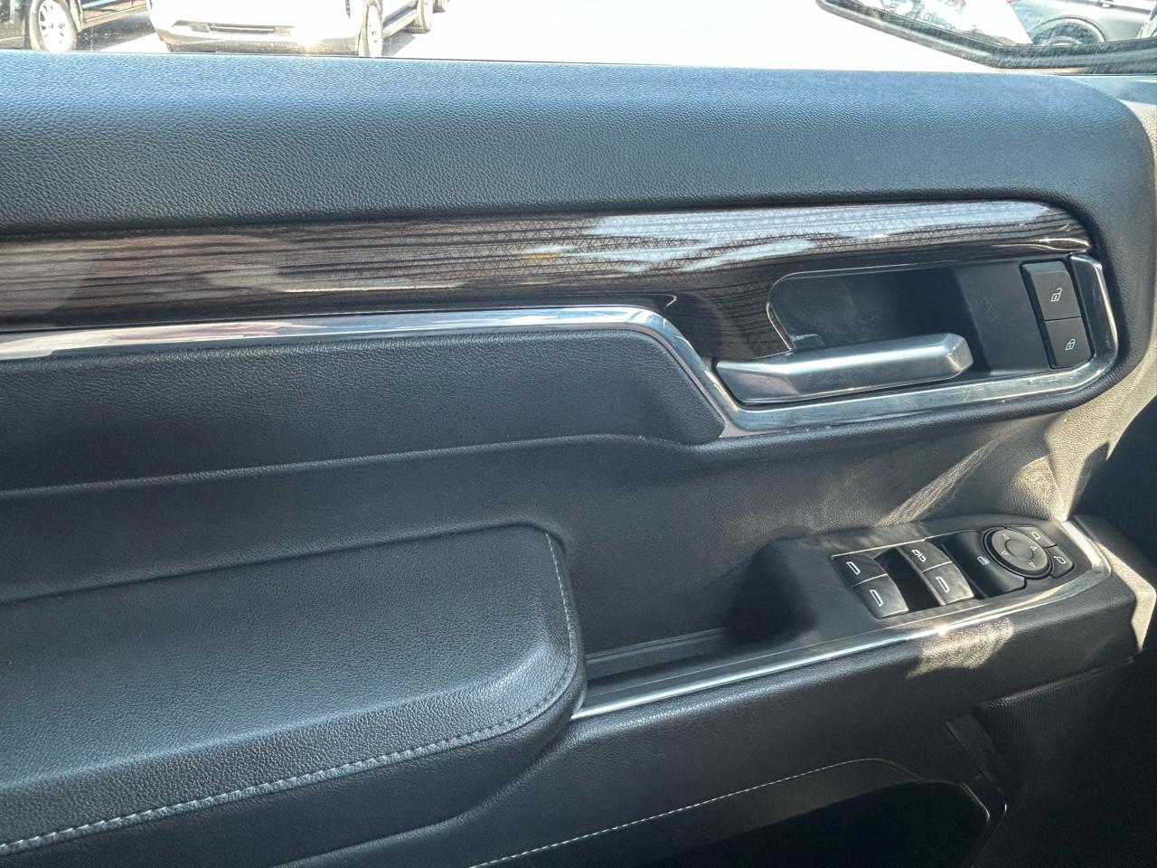 Chevrolet Silverado 1500 LT Crew Cab 4WD 2024