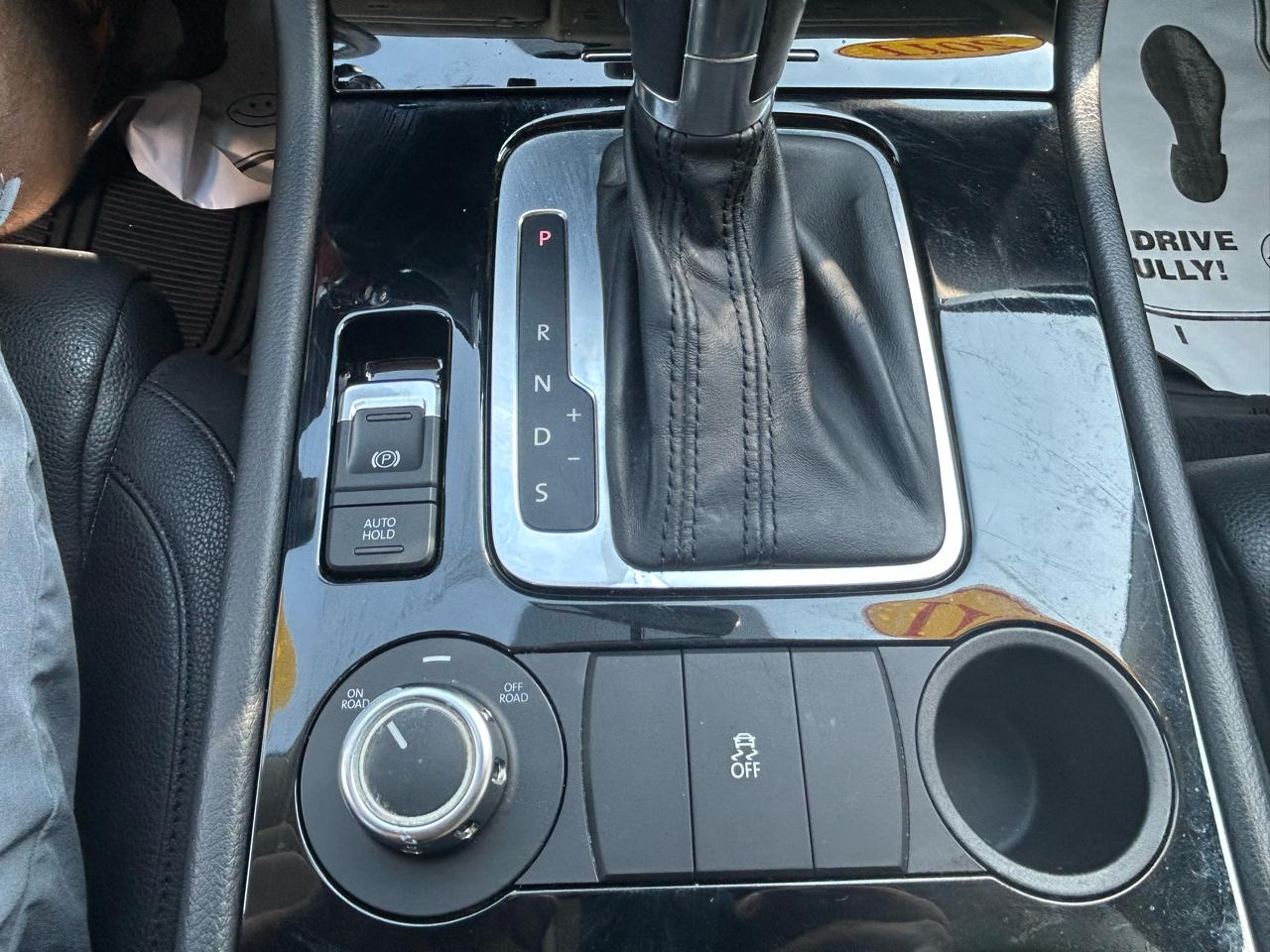 Volkswagen Touareg VR6 FSI 2011
