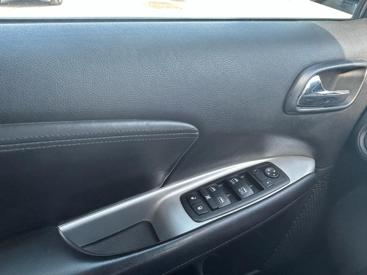 Dodge Journey SXT 2011