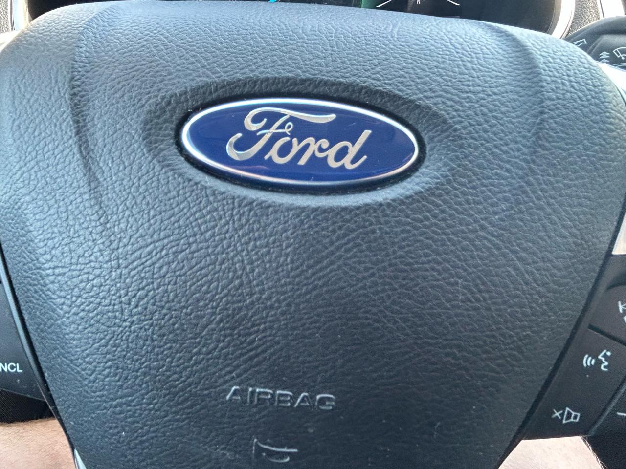 Ford Edge SEL FWD 2015