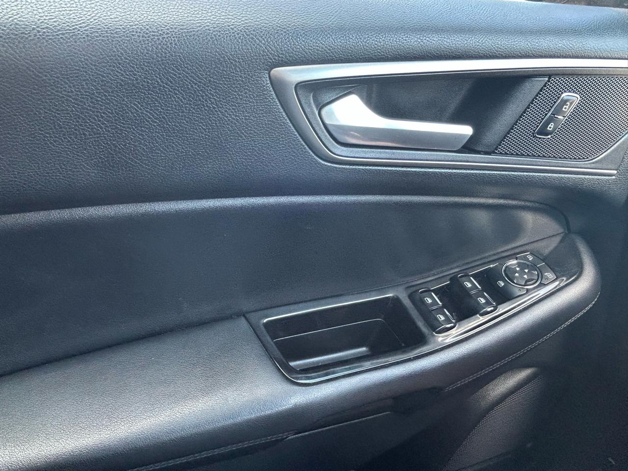 Ford Edge SEL FWD 2015