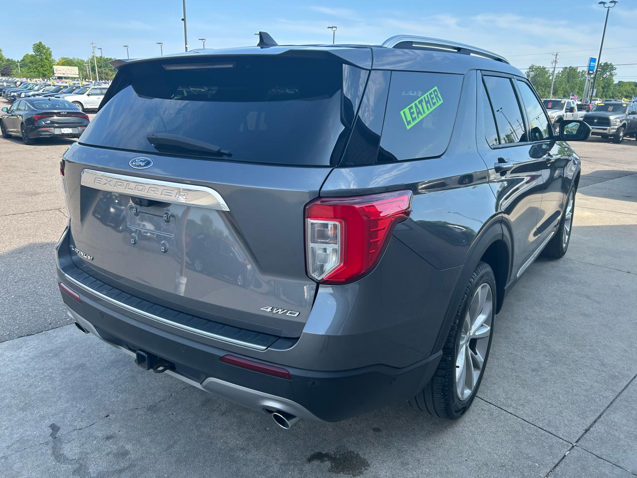 Ford Explorer Platinum Hybrid AWD 2021