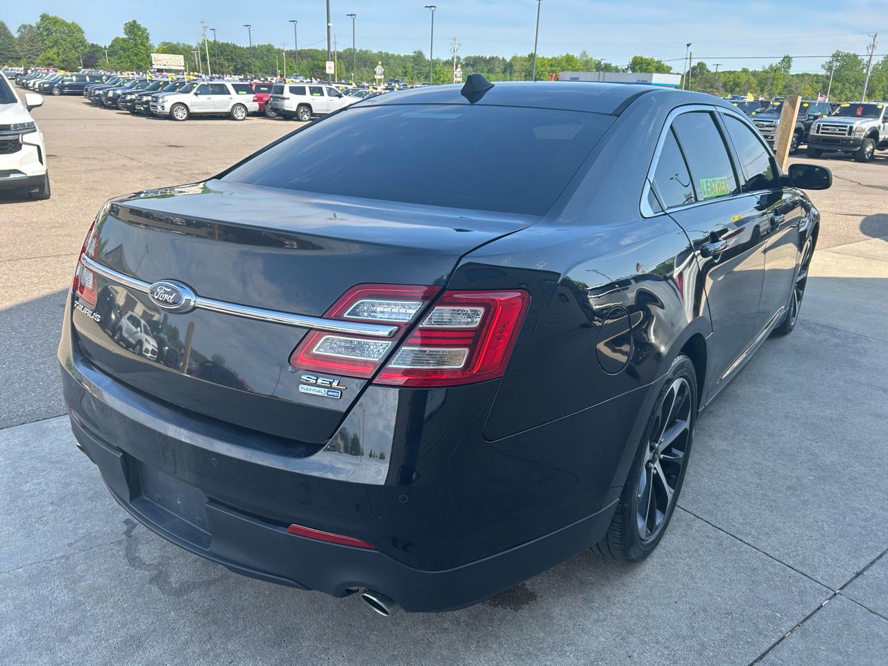 Ford Taurus SEL AWD 2014