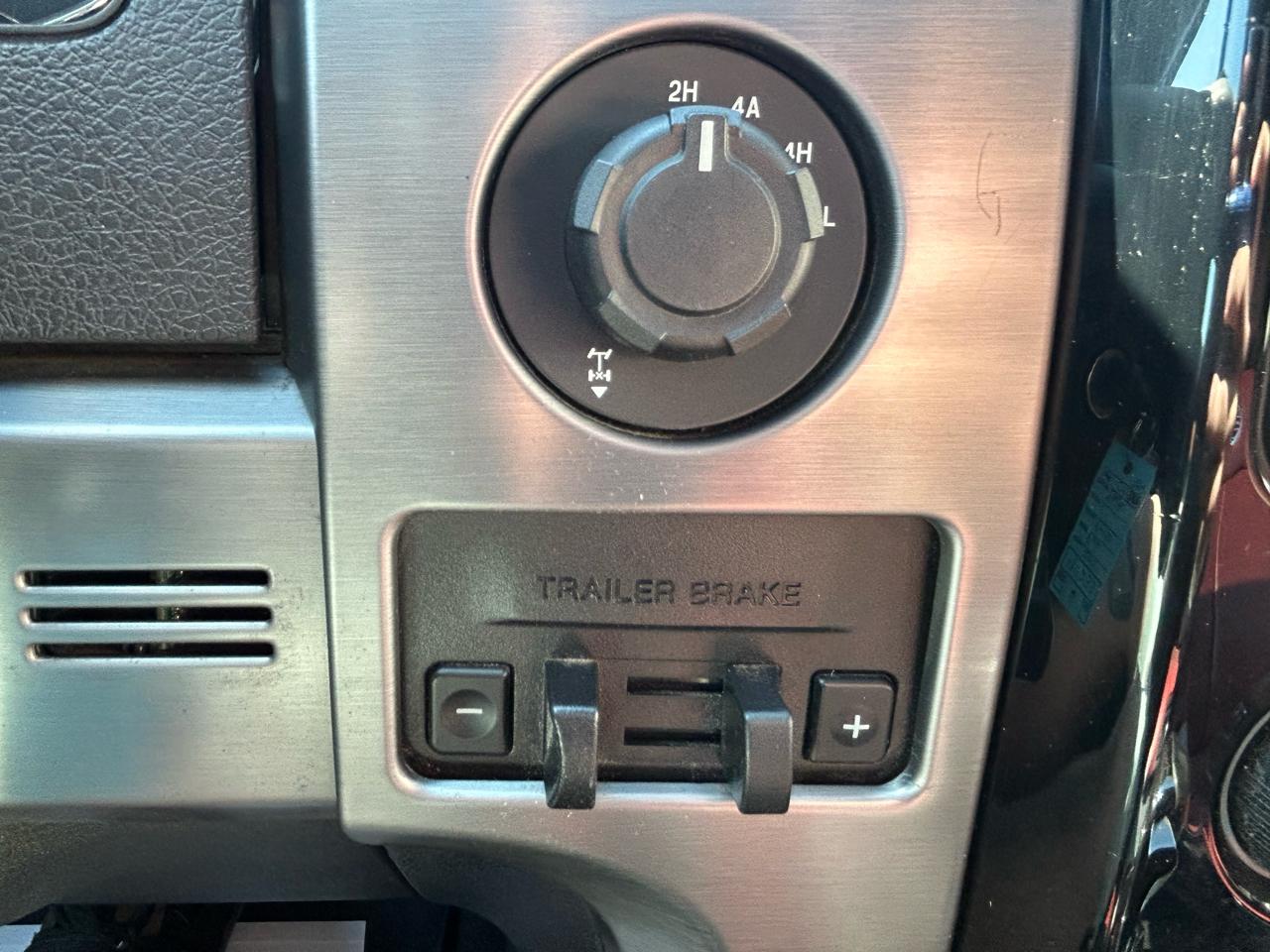 Ford F-150 4WD SuperCrew 145" Limited 2013