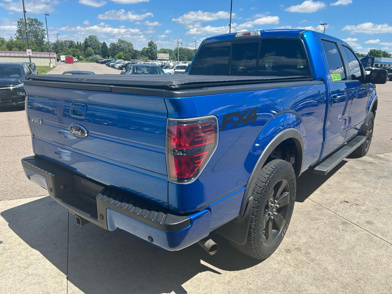 Ford F-150 4WD SuperCrew 145" XL 2012