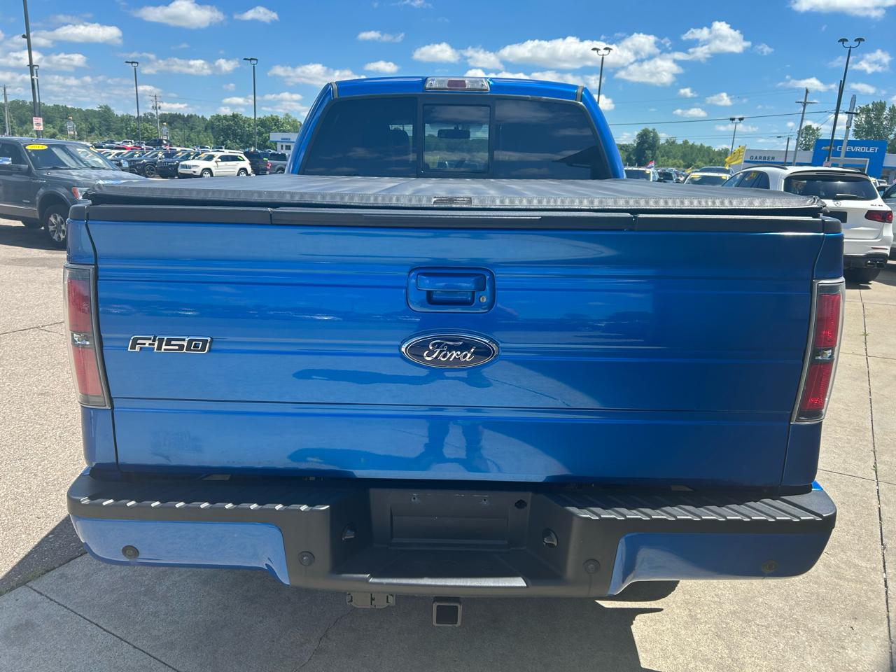 Ford F-150 4WD SuperCrew 145" XL 2012
