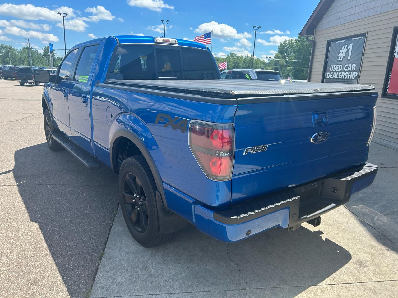 Ford F-150 4WD SuperCrew 145" XL 2012